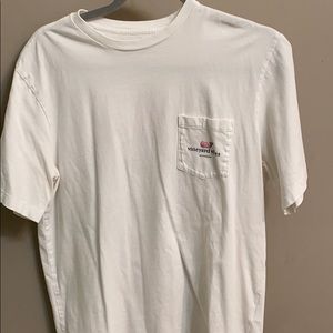 Vineyard Vines t-shirt